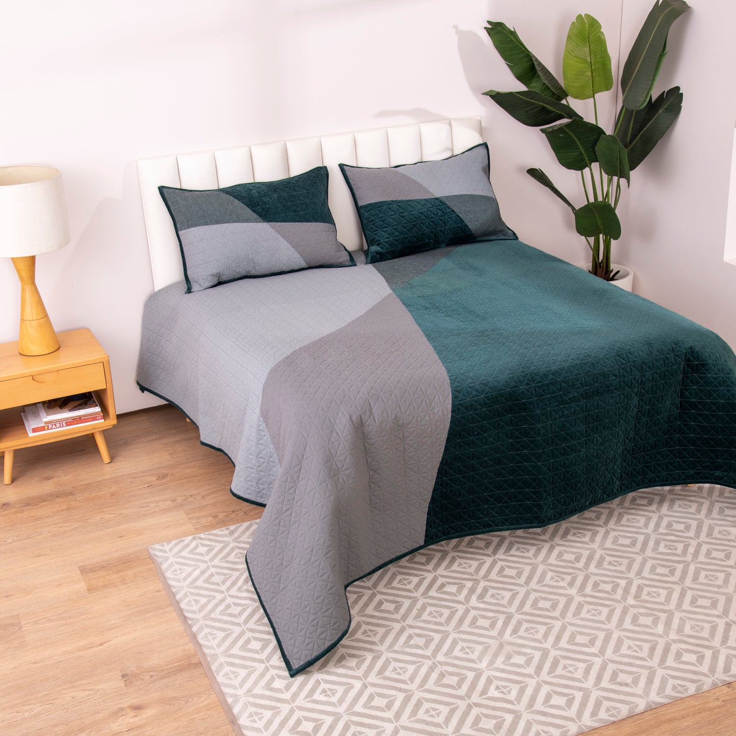 AQUA ESSENCE BEDSPREAD SET