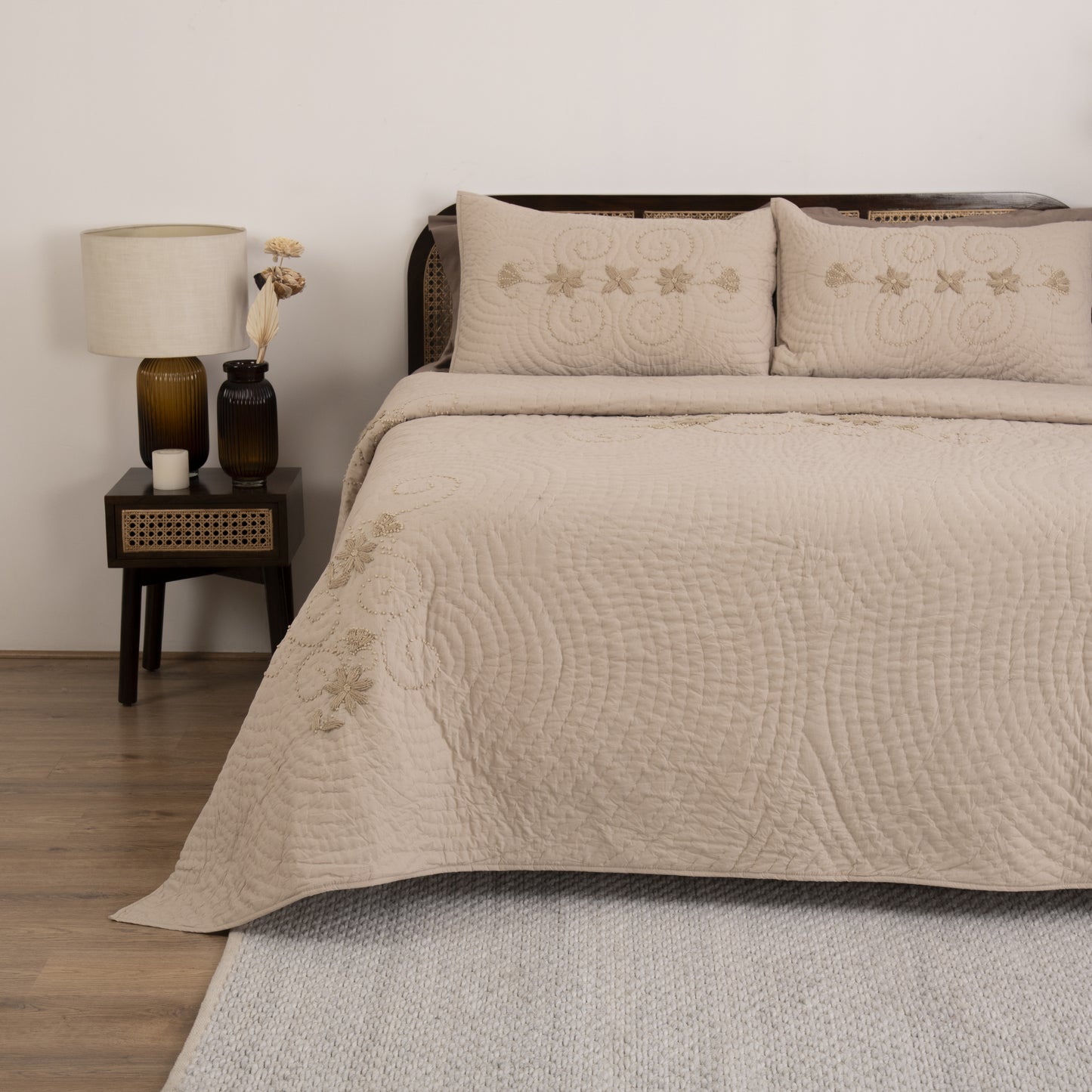 NEST BEDSPREAD SET