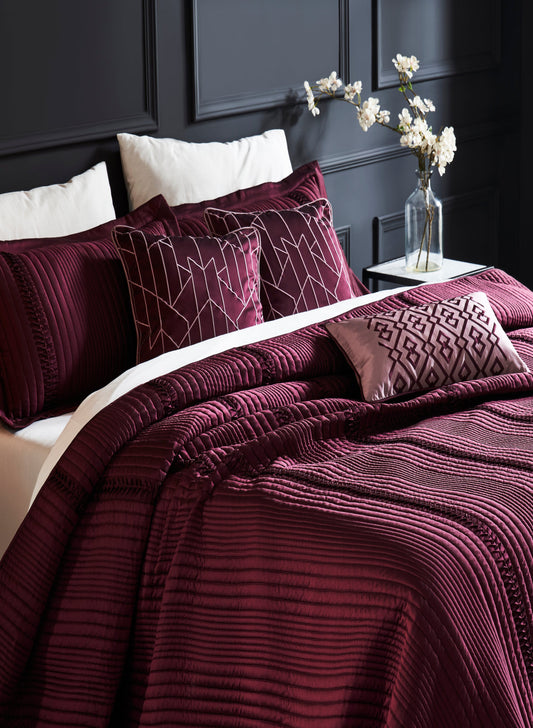 Iris Bedding Set