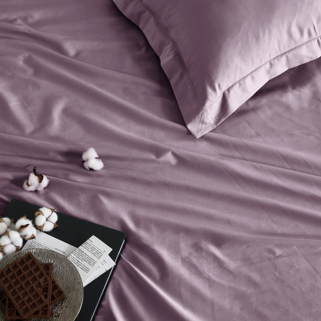 Tarpo Embroidered Bedding Se